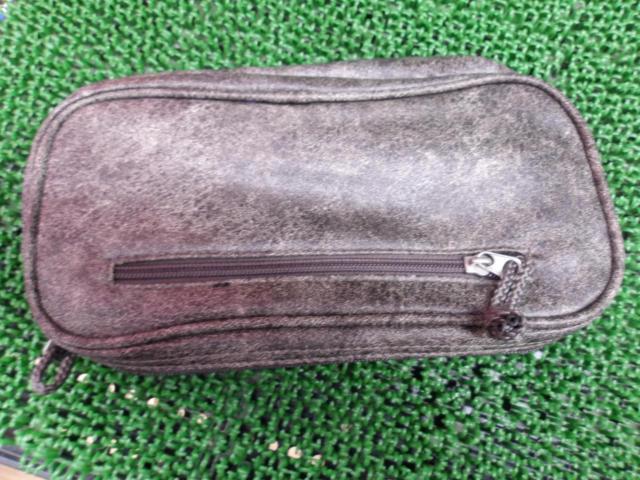 DUCATI
Pouch