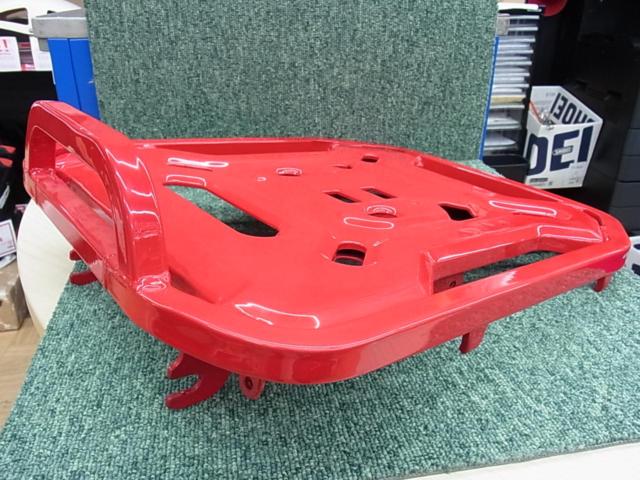 ハンターカブCT125(JA55) 純正 リアキャリア RED