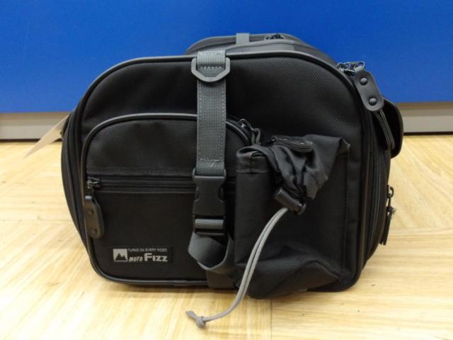 MOTO FIZZ(モトフィズ) MFK-233 ミドルフィールドシートバッグ 容量約29～40L