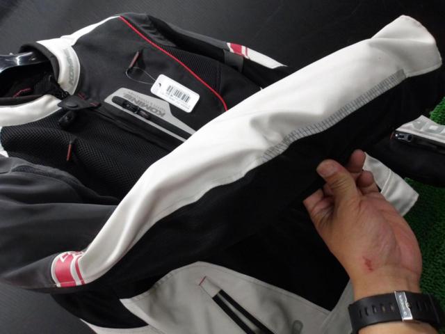 L size
KOMINE (Komine)
07-131
Reflect mesh jacket
*Spring/Summer