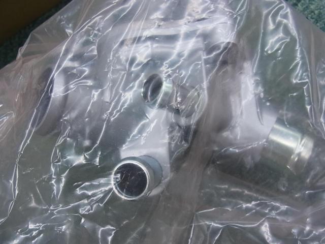 VFR1200Fなど 純正 ウォーターポンプ ASSY 品番 19200-MGE-000