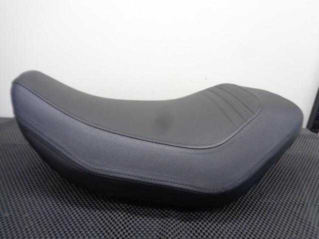 ハーレー ナイトスター RH975 純正シート