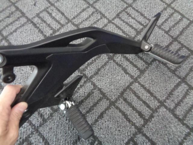 【KAWASAKI】 Ninja400 ’16 純正 ステップ 左側