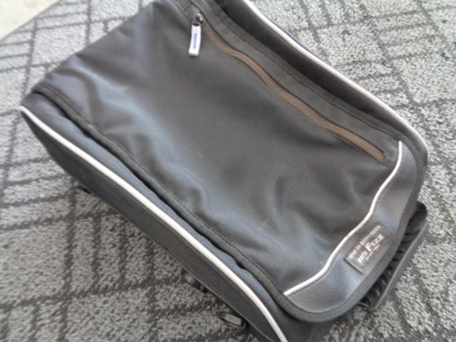 [MOTO
FIZZ
Seat Bag