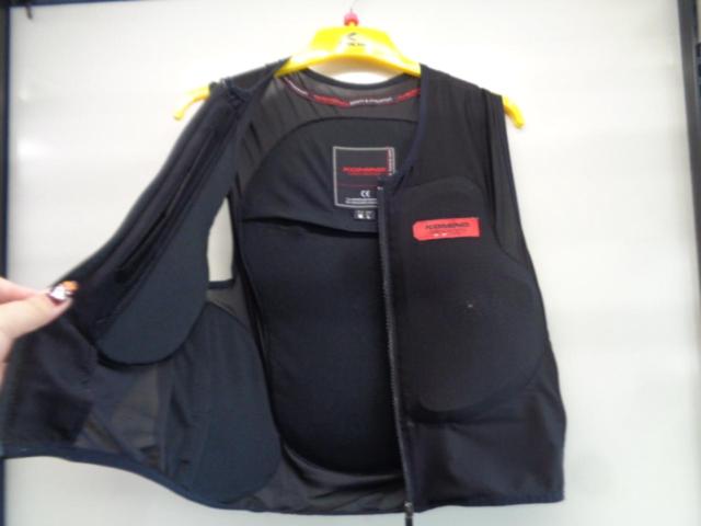 KOMINE
04-673
SK-673
Body protection liner Best
L size