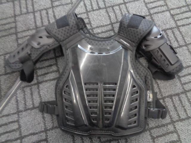 KOMINE
Chest guard
SK-600