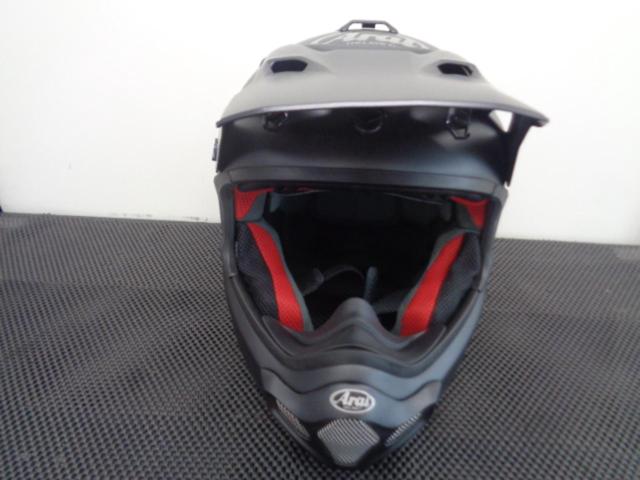 【Arai】 VX-Ⅳ V-CROS4 フラットブラック 2025年製造 Mサイズ