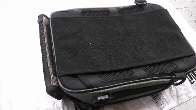 MOTO FIZZ MFK-084? スラントタンクバッグ マグネット式