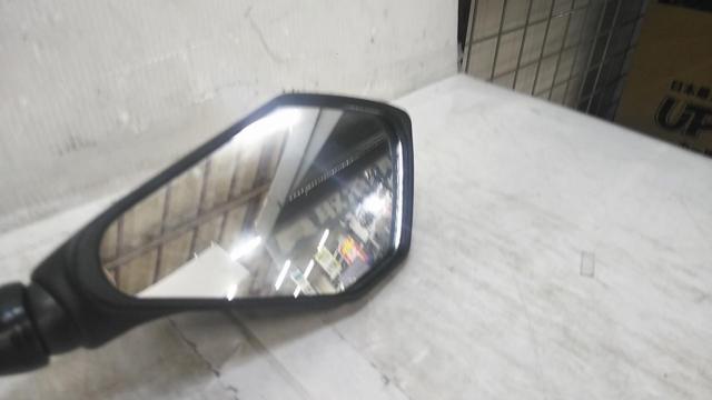 7【右側のみ/1分割】メーカー不明 XF-440 カウルミラー