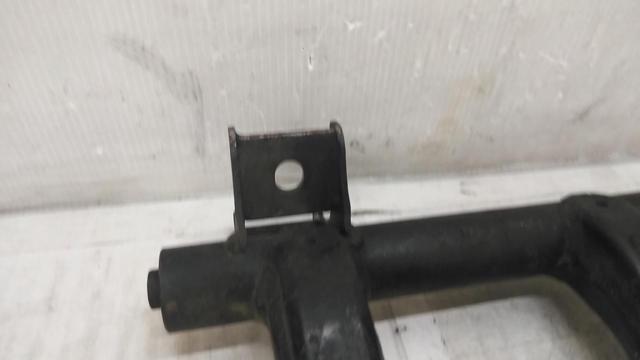 2HONDA
Engine hanger mount