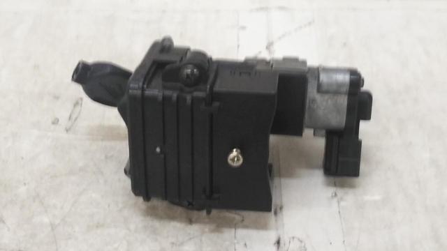 2HONDA
Key cylinder