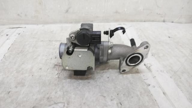 1SUZUKI スロットルボディ+マニホールド