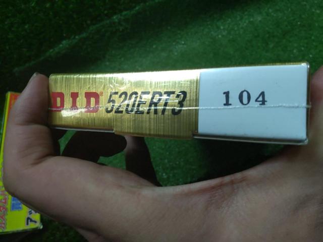 【DID】ERシリーズチェーン 520ERT3 ゴールド 104L モトクロス競技向け 未使用品