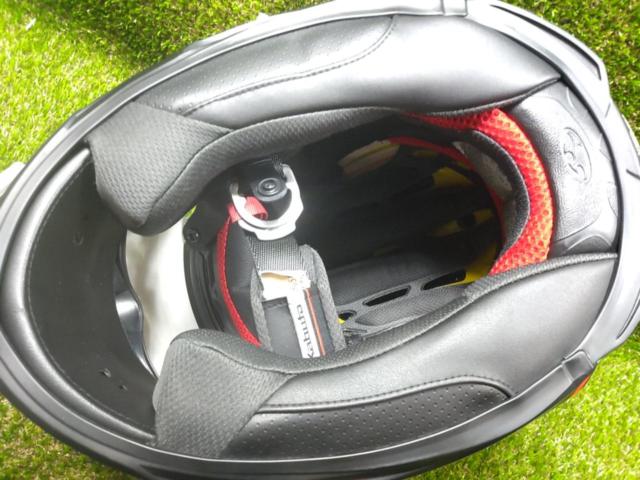 OGKRT-33R
MIPS
FLOW
Carbon full face helmet
Size: M (57-58cm)