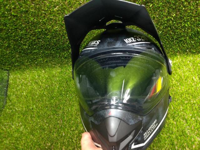 Winswins
XROAD
Size M (57-58cm)