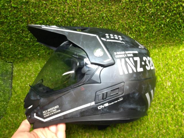 Winswins
XROAD
Size M (57-58cm)