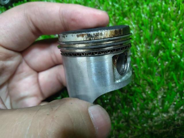 Genuine Honda horizontal 12V cylinder head, cylinder, and piston set
Super Cub 50 (AA01)