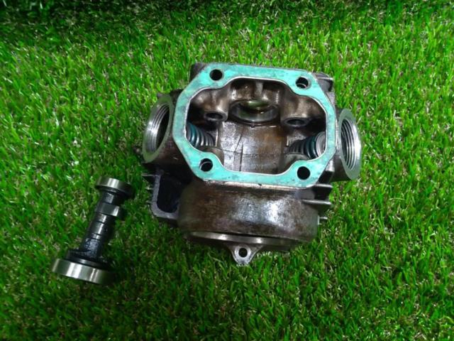 Genuine Honda horizontal 12V cylinder head, cylinder, and piston set
Super Cub 50 (AA01)