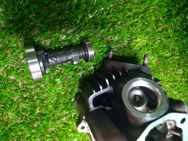 Genuine Honda horizontal 12V cylinder head, cylinder, and piston set
Super Cub 50 (AA01)