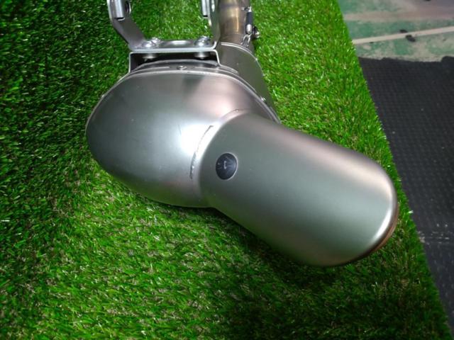 【AKRAPOVIC】 レーシングライン  MT-09 TRACER(EBL-RN36J)外し