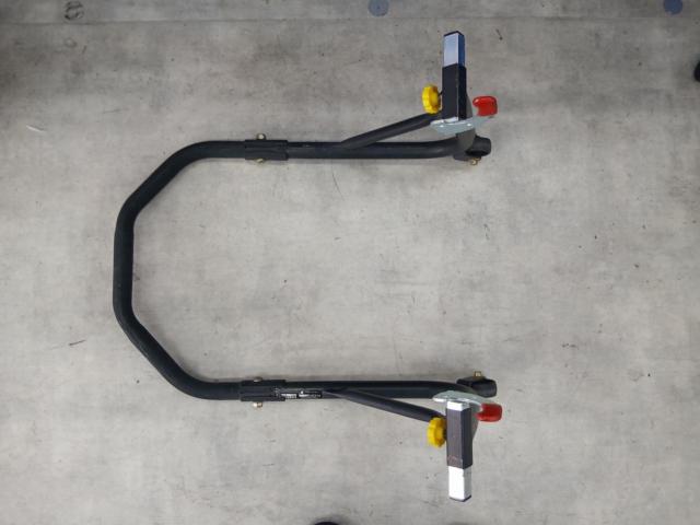 World Tool Rear Maintenance Stand V-shaped Attachment
