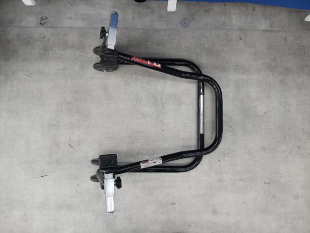 J-TRIPJT-125BKP
Wide short roller stand
L-shaped receiving attachment
