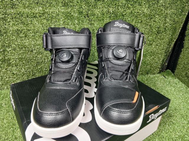 DAYTONA
D-WP Riding Shoes
black
25.0cm
Part Number: DS-501/49026