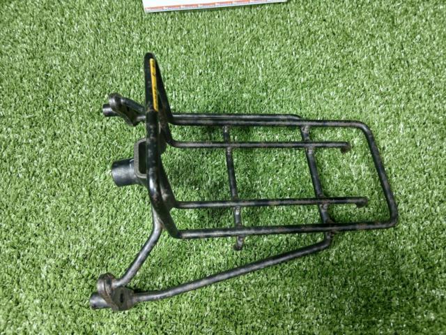 HONDA
Genuine front carrier
Super Cub 50 (AA09) / Super Cub 110 (JA44) etc.