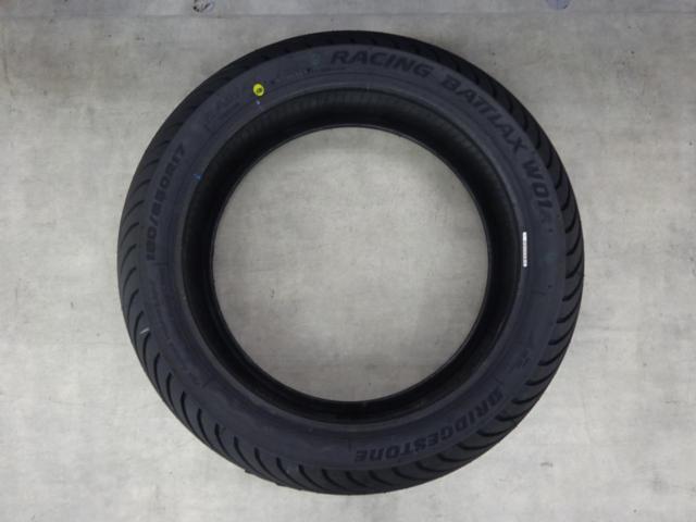 【BRIDGESTONE】RACING BATTLAX W01 レインタイヤ 190/650R17 TL