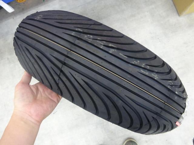 【BRIDGESTONE】RACING BATTLAX W01 レインタイヤ 190/650R17 TL