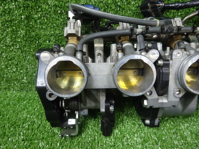 【YAMAHA】純正スロットルボディ YZF-R6(BN6)外し