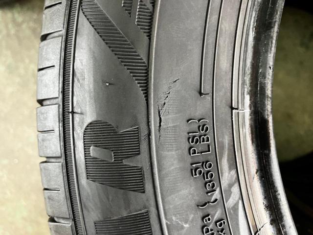 GOODYEAR
EfficientGrip
ECO
EG02