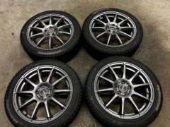 A-TECH (Etekku)
SCHNEIDER
+
BRIDGESTONE (Bridgestone) BLIZZAK
VRX2
*The logo is painted white.