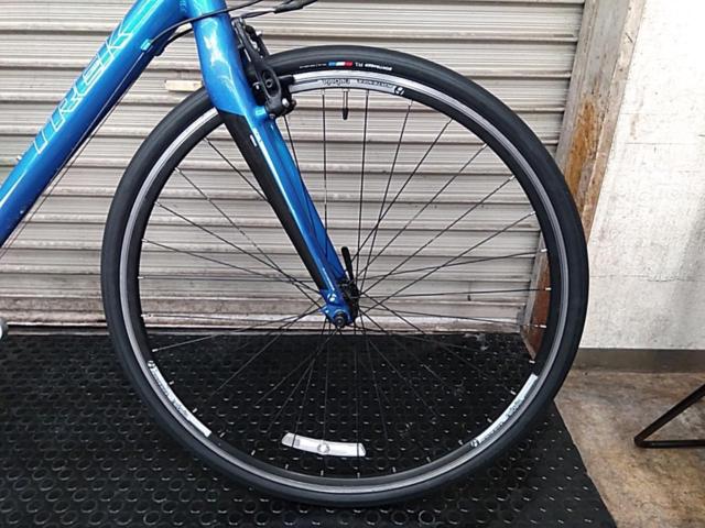 TREK FX7.4 2015年モデル 700×32C 3×9S アルミフレームクロスバイク ブルー