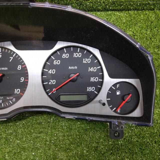 NISSAN
Genuine speedometer