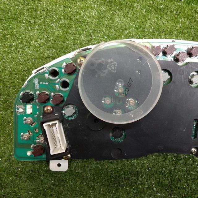NISSAN
Genuine speedometer