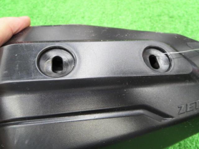 ZETA
Adventure Armor Handguards
Plastic part only