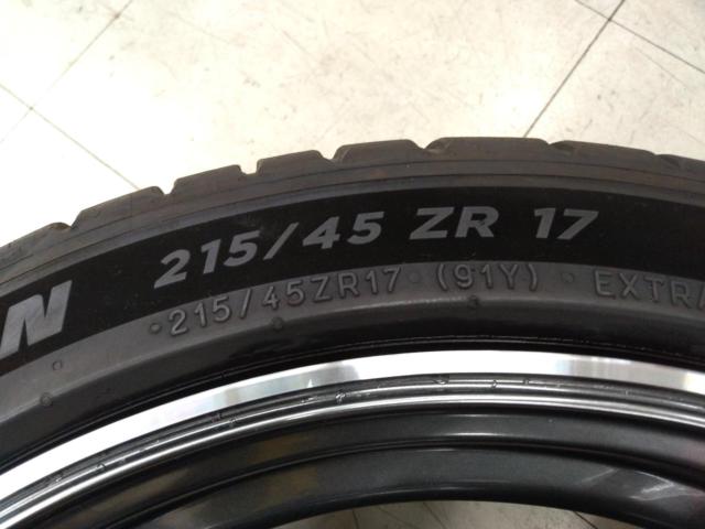 YOKOHAMA ADVAN Racing TC-4 SE + MICHELIN PILOT SPORT5
