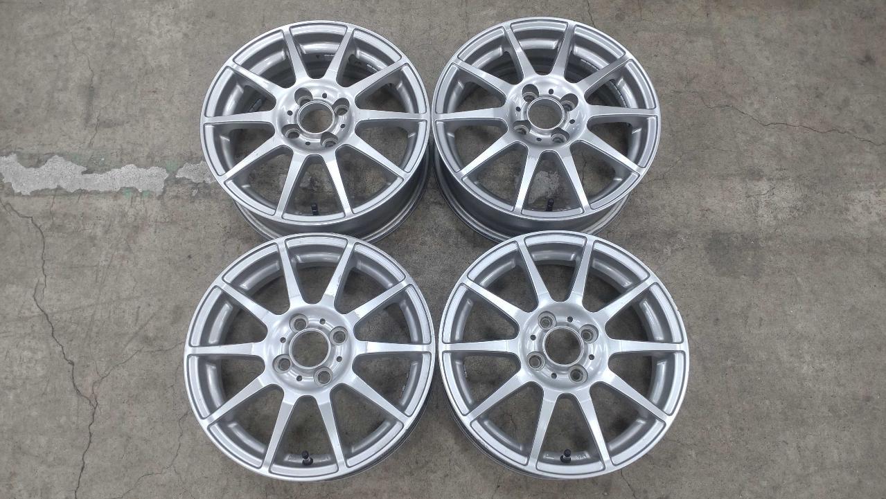 [Mitsubishi
i
designated
Unknown Manufacturer
Spoke wheels