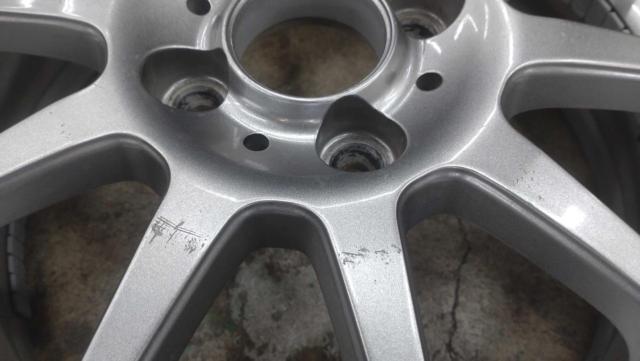 [Mitsubishi
i
designated
Unknown Manufacturer
Spoke wheels