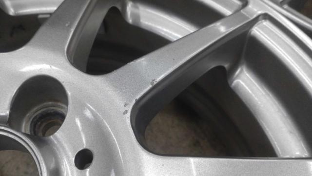 [Mitsubishi
i
designated
Unknown Manufacturer
Spoke wheels