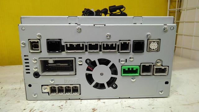 Gathers
VXM-122VFi