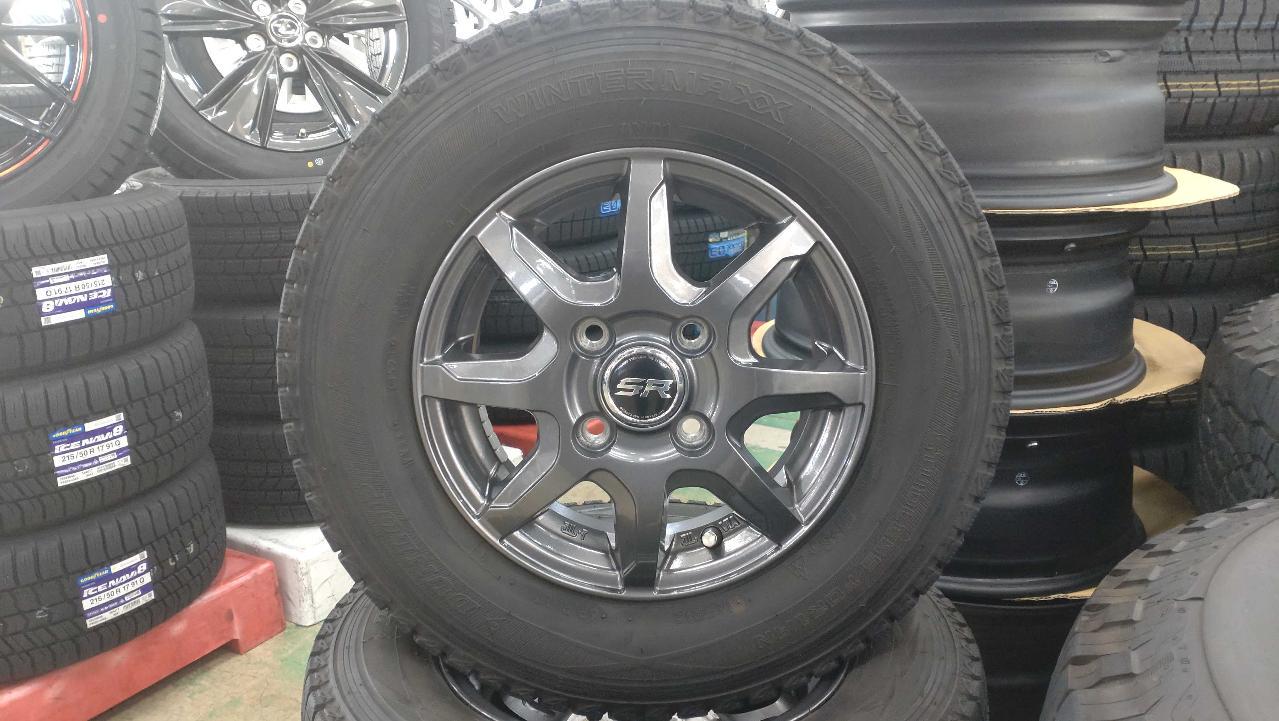 SR 8本スポークホイール+DUNLOP WINTERMAXX SV01