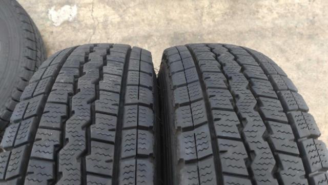 SR 8本スポークホイール+DUNLOP WINTERMAXX SV01