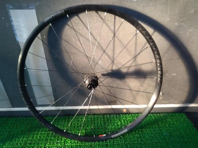 BONTRAGER PARADIGM DISC 700c 11s センターロックディスクブレーキ チューブレスレディ 前後ホイールセット