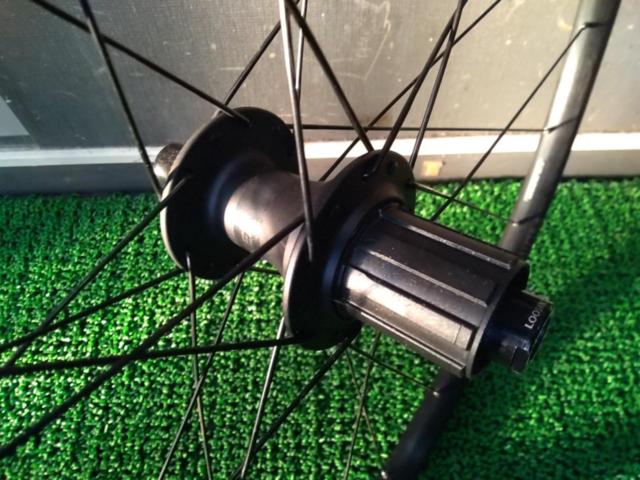 BONTRAGER PARADIGM DISC 700c 11s センターロックディスクブレーキ チューブレスレディ 前後ホイールセット