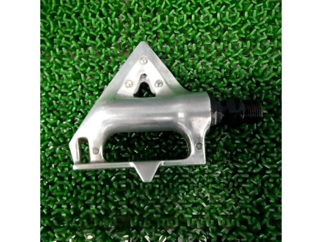 SHIMANO PD-A550 トゥークリップ付エアロタイプフラットペダル