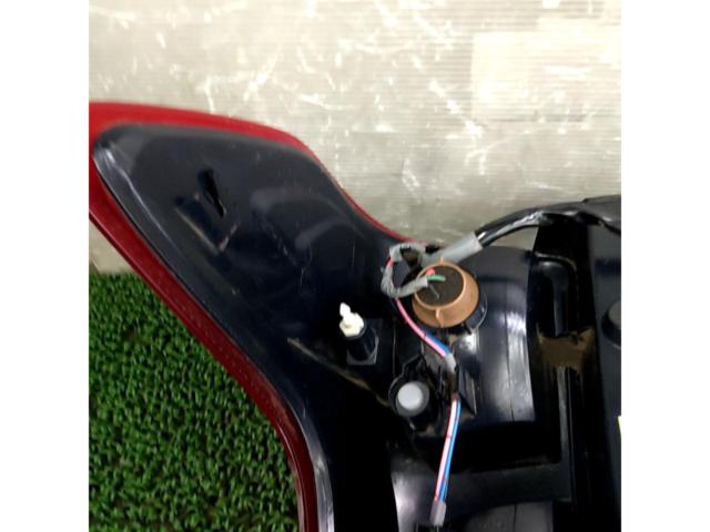 NISSAN
Dayslakes / B21W
Genuine tail lens