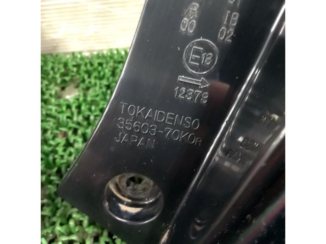 SUZUKI
Wagon R / MH23S
Genuine tail lens