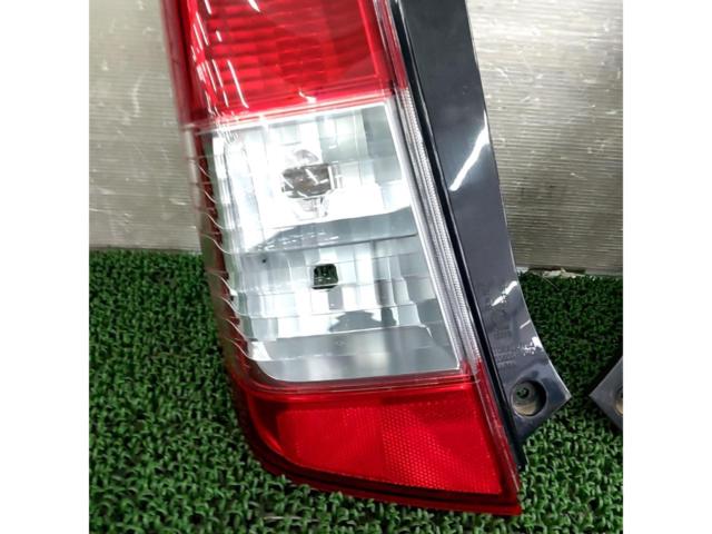 SUZUKI
Wagon R / MH23S
Genuine tail lens